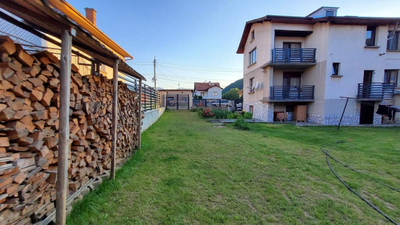 Hotel Bulgarane House Govedartsi Exterior foto